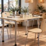 Common Table and Chair Set FOH-XM16-602 in a restaurant