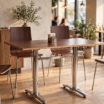 Common Table and Chair Set FOH-XM17-605 in a cafe